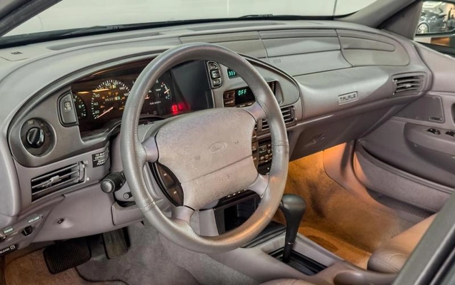 imagem-https://www.socarrao.com.br/sc-vehicle-images-prod/2331757/1784659357829-7988850_13_B_649c67a256.jpeg