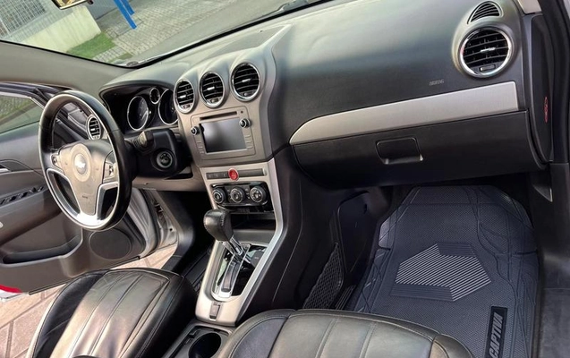 imagem-https://www.socarrao.com.br/sc-vehicle-images-prod/2332247/1785943691137-8220645_12_B_13f8ab0eef.jpeg