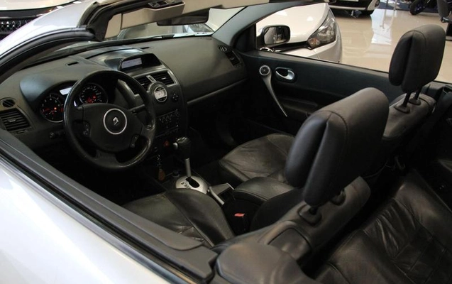 imagem-https://www.socarrao.com.br/sc-vehicle-images-prod/2332360/1787164811094-8179508_13_B_9954fb75f9.jpeg