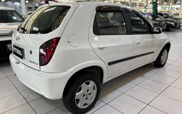 imagem-https://www.socarrao.com.br/sc-vehicle-images-prod/2332459/1789660686454-7773605_5_B_6344a051c0.jpeg