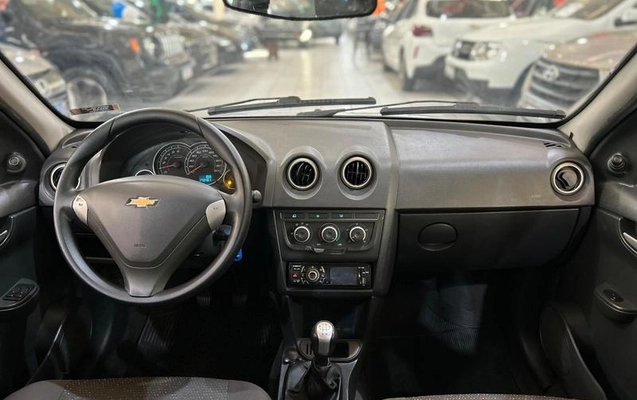 imagem-https://www.socarrao.com.br/sc-vehicle-images-prod/2332459/1789660686456-7773605_6_B_2970713a62.jpeg