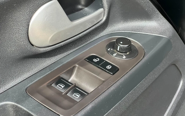 imagem-https://www.socarrao.com.br/sc-vehicle-images-prod/2332478/1782504584473-V2hhdHNBcHAgSW1hZ2UgMjAyNi0wNi0yNiBhdCAxMS41MC4yMC5qcGVn.jpeg