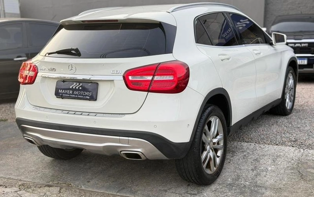 imagem-https://www.socarrao.com.br/sc-vehicle-images-prod/2332586/1788010143461-8226161_2_B_d7c63aa6a3.jpeg