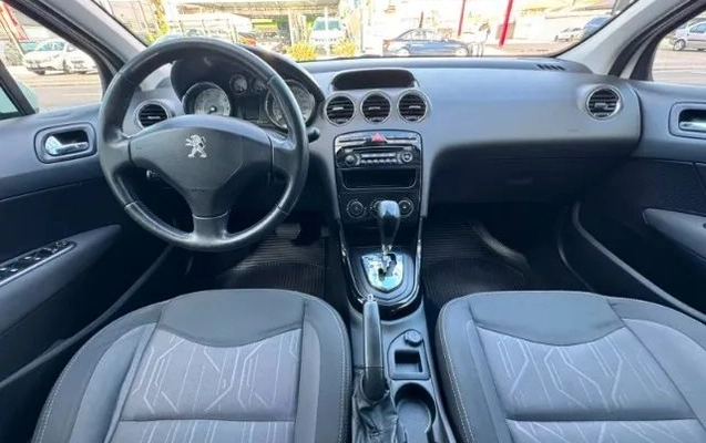 imagem-https://www.socarrao.com.br/sc-vehicle-images-prod/2332631/1792240421996-gb-a73c226.jpg