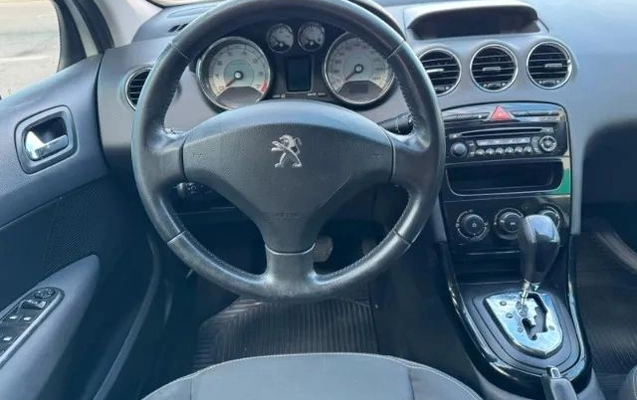 imagem-https://www.socarrao.com.br/sc-vehicle-images-prod/2332631/1792240421997-gb-7a863fe.jpg