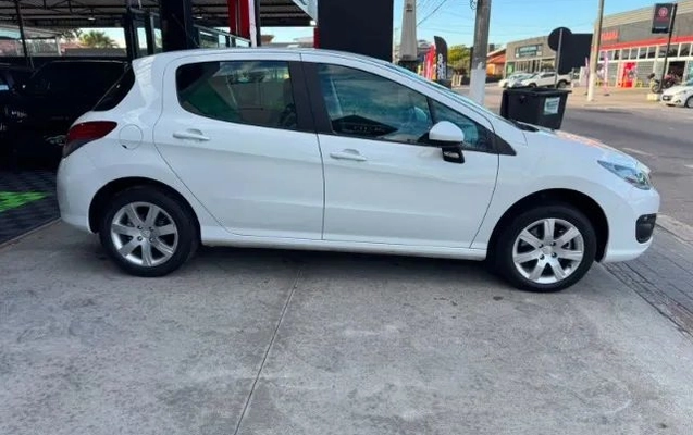 imagem-https://www.socarrao.com.br/sc-vehicle-images-prod/2332631/1792240422009-gb-3f25cdb.jpg