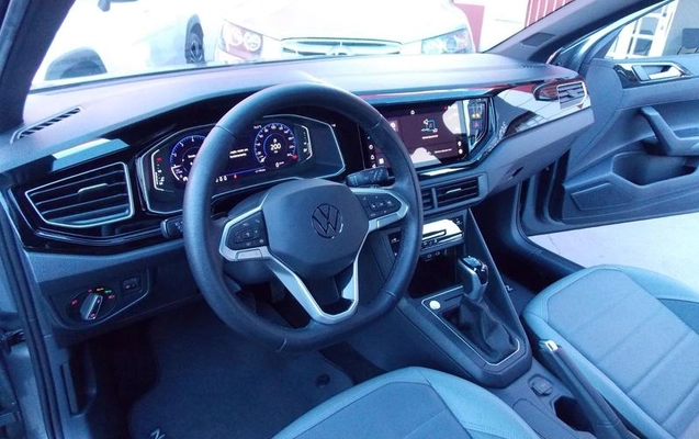 imagem-https://www.socarrao.com.br/sc-vehicle-images-prod/2332762/1787239246260-8226345_13_B_e554f4d26b.jpeg