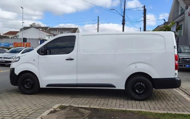 imagem-https://www.socarrao.com.br/sc-vehicle-images-prod/2332813/1787581911912-jBd0QsEywUVO1GsJu7rWvxrq76B763i3.jpg