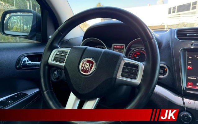 imagem-https://www.socarrao.com.br/sc-vehicle-images-prod/2333026/1785174636490-8220870_11_B_e31e166fa9.jpg