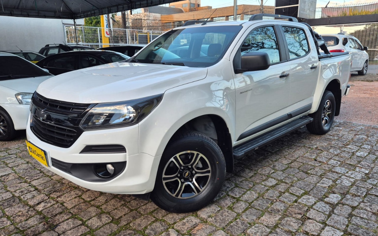 Chevrolet S10 Pick-Up Advantage 2.5 Flex 4x2 CD na cor Branco em Curitiba / PR - 2333182