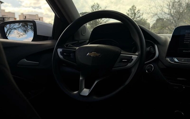 imagem-https://www.socarrao.com.br/sc-vehicle-images-prod/2334066/1786804105310-8216220_4_B_25aae22ec7.jpeg