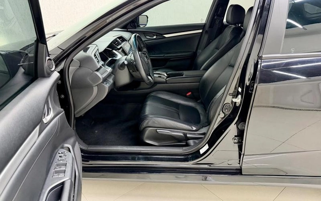 imagem-https://www.socarrao.com.br/sc-vehicle-images-prod/2334600/1783381552356-8226832_14_B_06e3fafc1c.jpeg