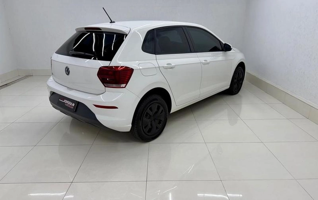 imagem-https://www.socarrao.com.br/sc-vehicle-images-prod/2334878/1782561386142-8226850_9_B_9d1c3f5870.jpeg