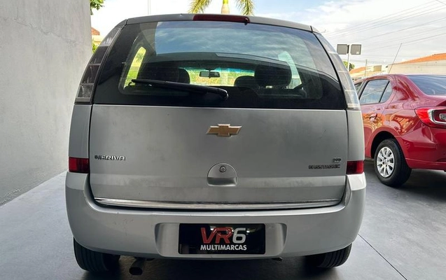 imagem-https://www.socarrao.com.br/sc-vehicle-images-prod/2335593/1790000414635-8155427_6_B_df11875ac4.jpeg