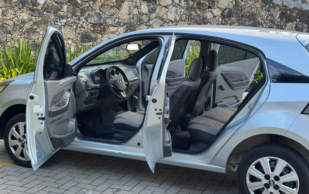 imagem-https://www.socarrao.com.br/sc-vehicle-images-prod/2336526/1782522429373-003_e4277fc081f3d4e63ba5b7bb64fe10f2.jpeg