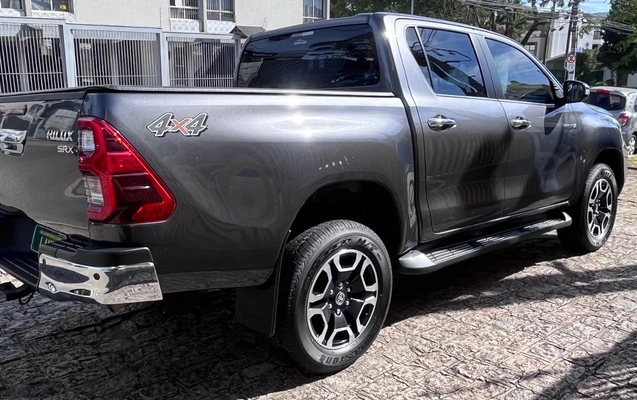 imagem-https://www.socarrao.com.br/sc-vehicle-images-prod/2337535/1782527676345-SU1HXzgxNjYuanBlZw.jpeg