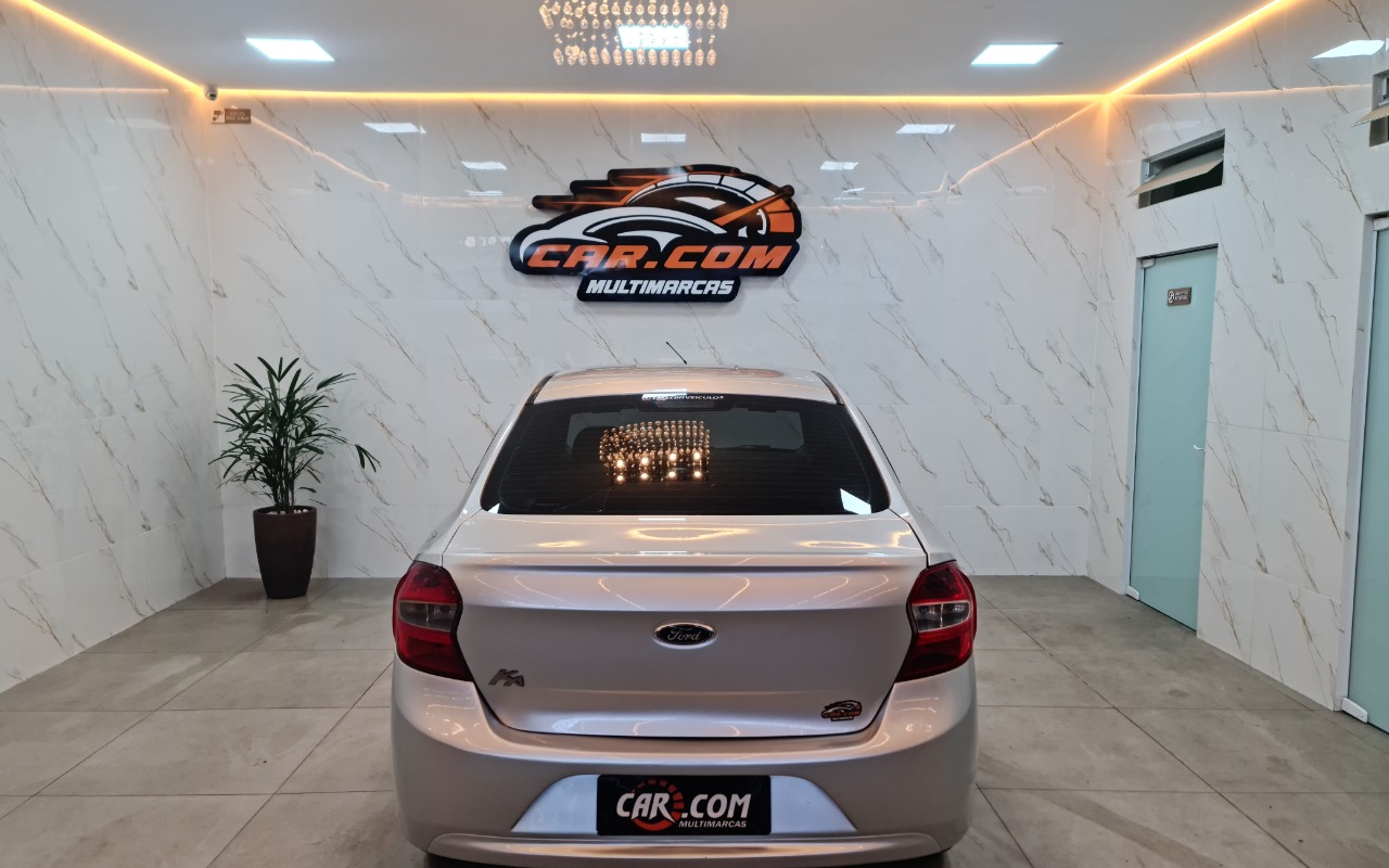 imagem-https://www.socarrao.com.br/sc-vehicle-images-prod/2337563/1783379176916-NS5qcGc.jpg
