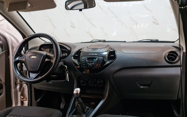 imagem-https://www.socarrao.com.br/sc-vehicle-images-prod/2337563/1783379177160-Ny5qcGc.jpg