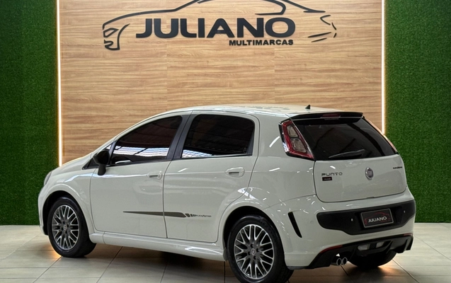 imagem-https://www.socarrao.com.br/sc-vehicle-images-prod/2344466/1783617999989-UQfdKf6qTtiGD9Tqu37QlvhrGCrjZioy.jpg