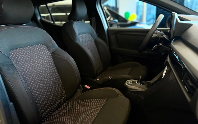 imagem-https://www.socarrao.com.br/sc-vehicle-images-prod/2344588/1789414134772-88c7d68385ef486fa6796aceadb5ea9e_1782524181861.jpg