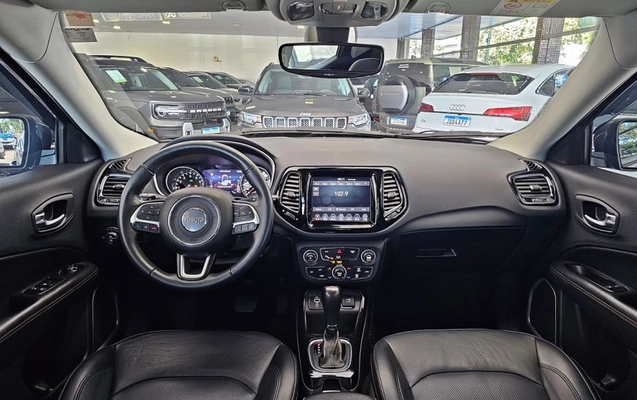 imagem-https://www.socarrao.com.br/sc-vehicle-images-prod/2344599/1789562197111-0YNTbNFIsqRwEAEnwQlgB71lVpe7Tu8A.jpg