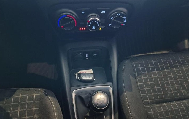 imagem-https://www.socarrao.com.br/sc-vehicle-images-prod/2344617/1790965304044-8227204_1_B_800924ec69.jpeg