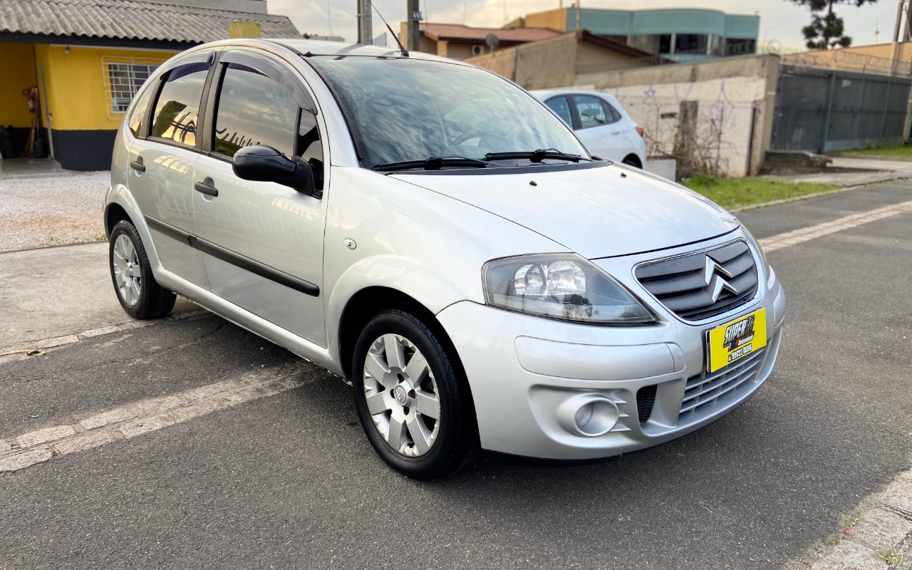 Citroën C3 2012 Prata — foto 1 de 3