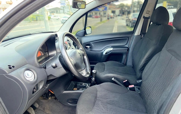 imagem-https://www.socarrao.com.br/sc-vehicle-images-prod/2344648/1786036631319-MTIuanBlZw.jpeg