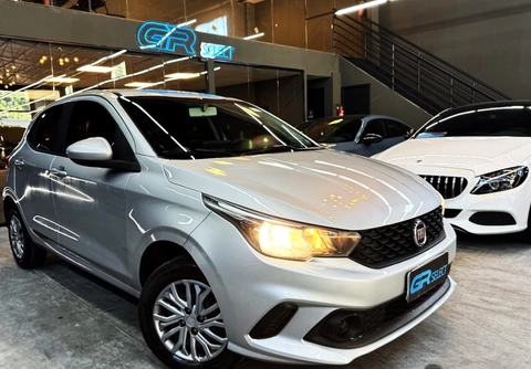 Fiat Argo DRIVE 1.0 6V Flex 2023 Prata — foto 1 de 3