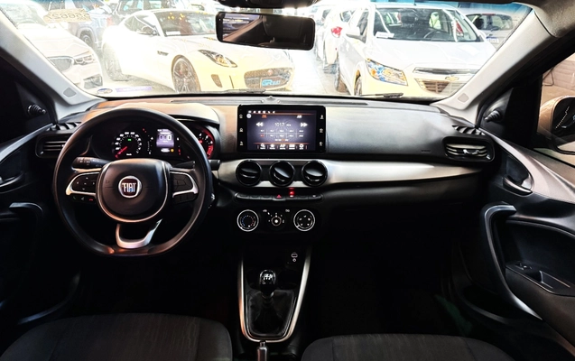 imagem-https://www.socarrao.com.br/sc-vehicle-images-prod/2344669/1782844538042-SU1HXzYyNjIuSlBH.JPG