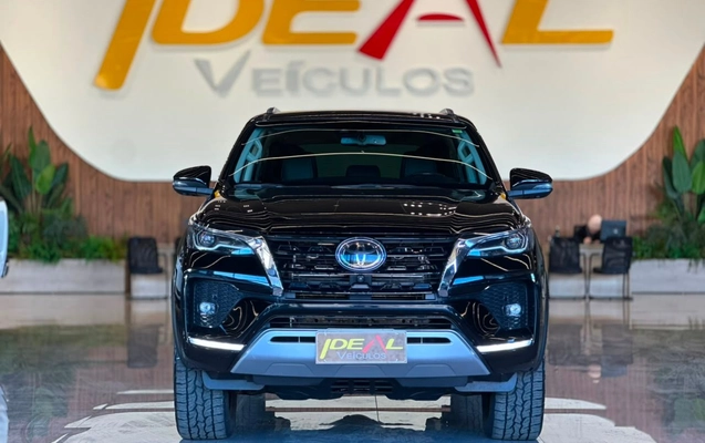 imagem-https://www.socarrao.com.br/sc-vehicle-images-prod/2344777/1785949039769-83e457e871954963a7eb4bd36f652558_1782567026775.jpg