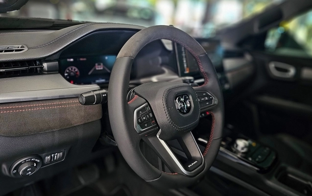 imagem-https://www.socarrao.com.br/sc-vehicle-images-prod/2344823/1789562345861-zT9xYQWPFdI15cGZcAt3ieiDAGoj1co4.jpg