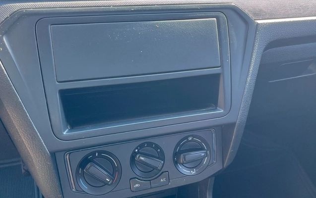 imagem-https://www.socarrao.com.br/sc-vehicle-images-prod/2344930/1782569794107-ZGFlNjhlOGEtYTE3MS00ODIwLWEzOWYtYjkwMGVlOTQ5OTFjLmpwZw.jpg
