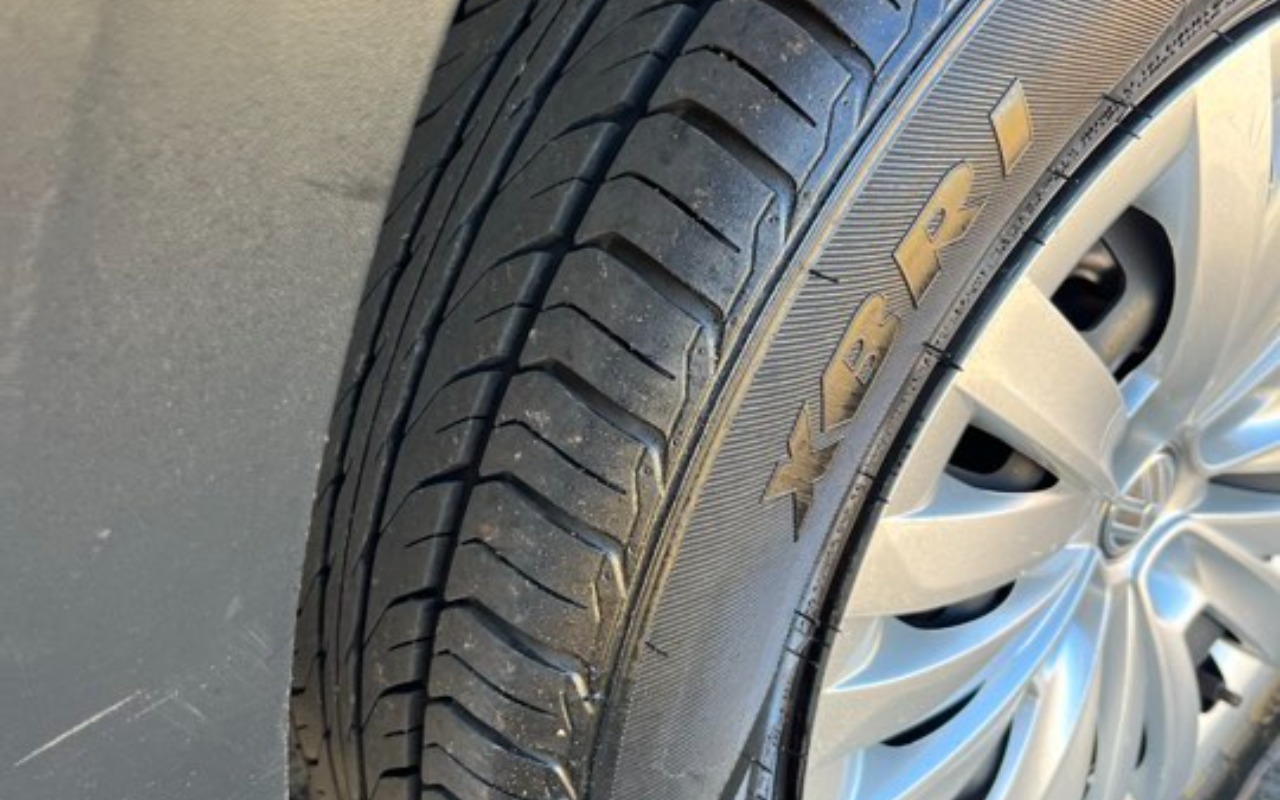 imagem-https://www.socarrao.com.br/sc-vehicle-images-prod/2344930/1782569794368-OTk4MzExZTMtNTQ5Zi00ZDEwLThhZGQtZTg1ZjJjZDBhMTkzLmpwZw.jpg