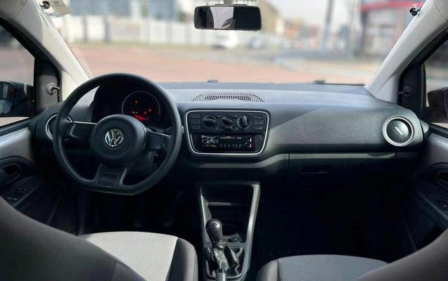 imagem-https://www.socarrao.com.br/sc-vehicle-images-prod/2344931/1789224194448-8227684_8_B_7d9601defc.jpeg