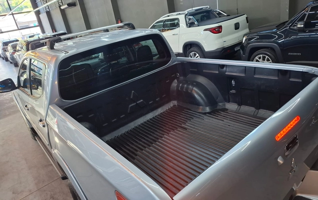 imagem-https://www.socarrao.com.br/sc-vehicle-images-prod/2345026/1782570788610-003_e68d4f6973729ff011ba404eebed9851.jpg