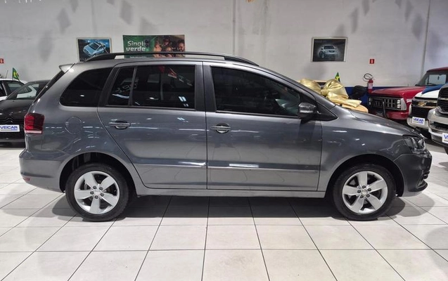 imagem-https://www.socarrao.com.br/sc-vehicle-images-prod/2345033/1789049667935-8172689_5_B_a7c016b249.jpeg