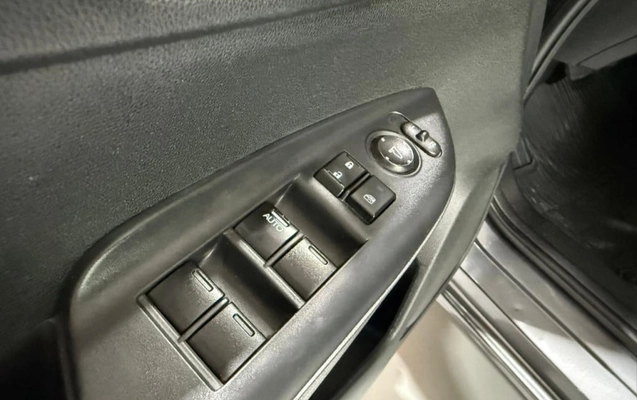 imagem-https://www.socarrao.com.br/sc-vehicle-images-prod/2345071/1784640236707-vehicle_image_1782571578_d5a5306b4516be6110db99cc74fff0ca.jpeg