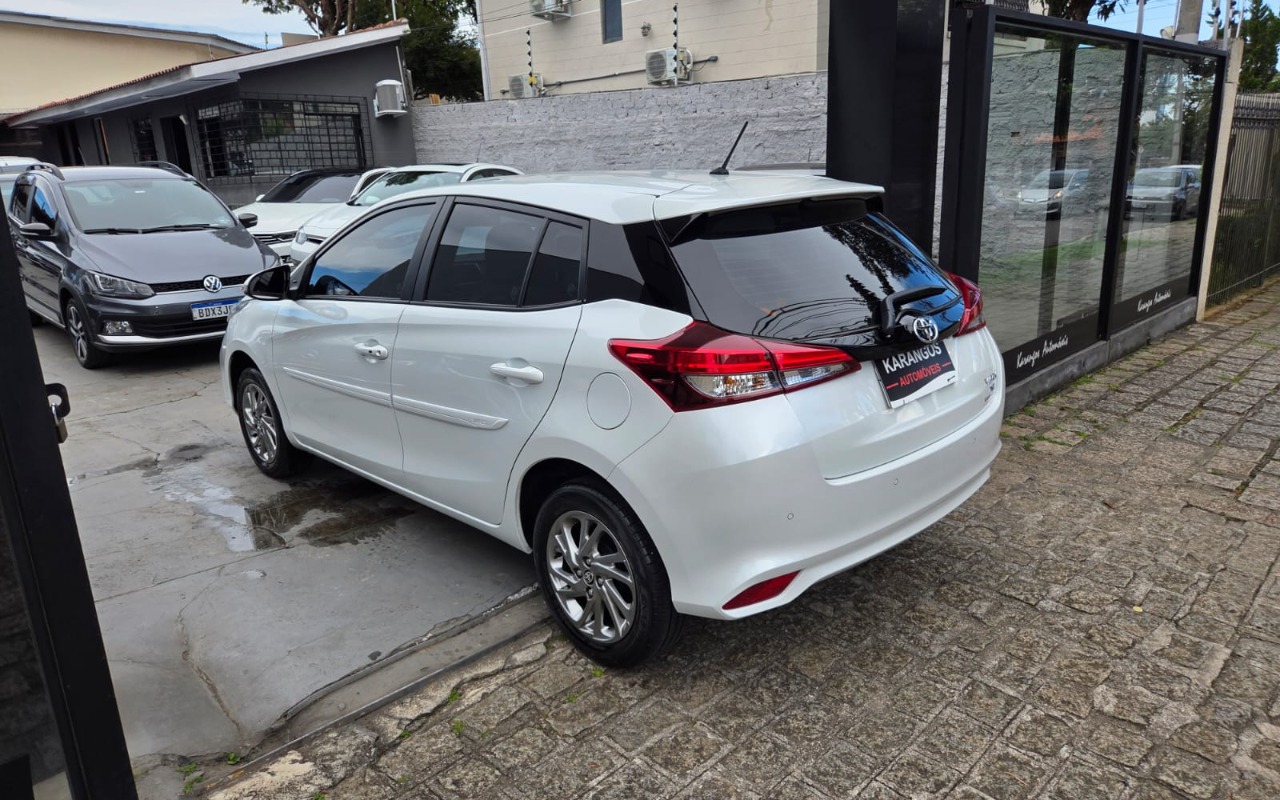 imagem-https://www.socarrao.com.br/sc-vehicle-images-prod/2345101/1782572136980-SU1HLTIwMjYwNjA5LVdBMDAzNCgxKS5qcGc.jpg