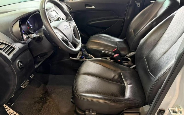 imagem-https://www.socarrao.com.br/sc-vehicle-images-prod/2345142/1782651550720-8228110_7_B_e7aec835a0.jpeg