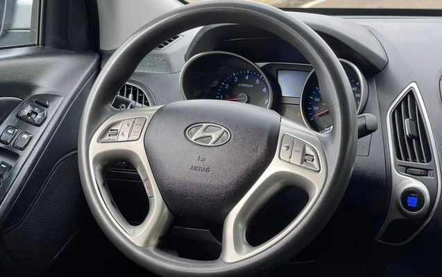 imagem-https://www.socarrao.com.br/sc-vehicle-images-prod/2345174/1788976741954-8180948_1_B_86005d20c3.jpeg