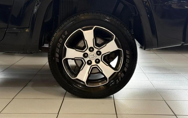 imagem-https://www.socarrao.com.br/sc-vehicle-images-prod/2345374/1782577001769-8193407_13_B_52614cd201.jpeg