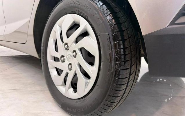 imagem-https://www.socarrao.com.br/sc-vehicle-images-prod/2345392/1782836946383-8209996_14_B_8e0180cf26.jpeg