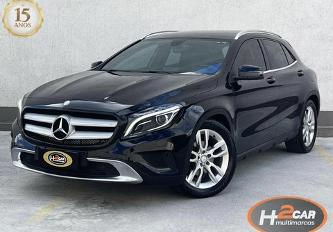 Mercedes-Benz GLA 200 2015 Preto — foto 1 de 3