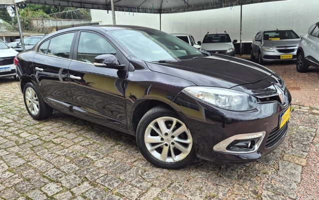 imagem-https://www.socarrao.com.br/sc-vehicle-images-prod/2345619/1782580590327-V2hhdHNBcHAgSW1hZ2UgMjAyNi0wNi0yNyBhdCAxMy40Ny4zNiAoMykuanBlZw.jpeg
