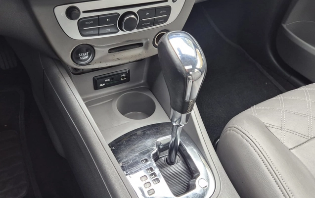 imagem-https://www.socarrao.com.br/sc-vehicle-images-prod/2345619/1782580591767-V2hhdHNBcHAgSW1hZ2UgMjAyNi0wNi0yNyBhdCAxMy40Ny4zOCAoMSkuanBlZw.jpeg