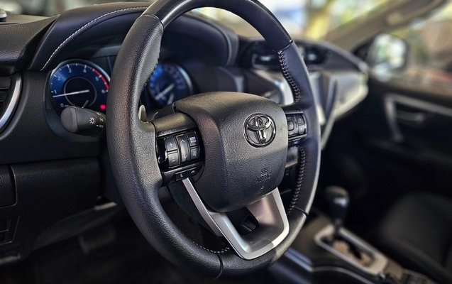 imagem-https://www.socarrao.com.br/sc-vehicle-images-prod/2345932/1789562511251-NmnCZLxtPzj989VQUOuV2p1YnkKDQg9p.jpg
