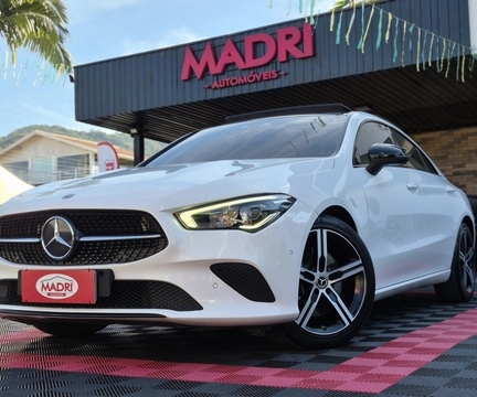 Mercedes-Benz CLA-250 2.0 16V TB Aut. 2020 Branco — foto 1 de 3