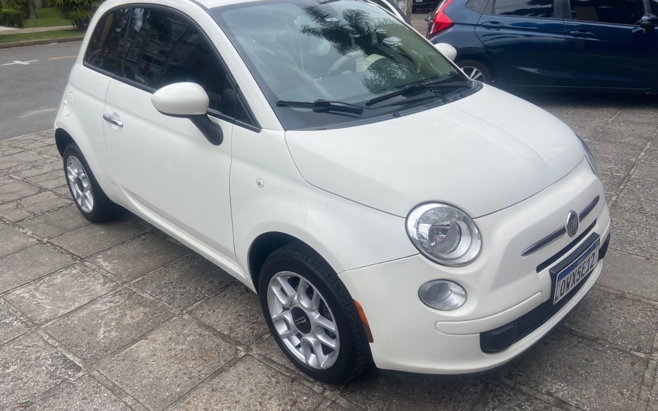 imagem-https://www.socarrao.com.br/sc-vehicle-images-prod/2346118/1782588600055-Y2QwYTBiMzEtZjM3NS00YzVmLTg2MmQtNjc0YWI4Y2ZhY2ZlLmpwZWc.jpeg