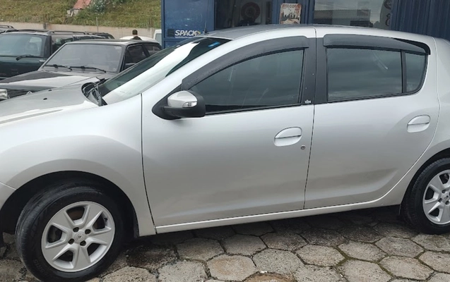 imagem-https://www.socarrao.com.br/sc-vehicle-images-prod/2346683/1782592160420-SU1HXzIwMjYwNjI3XzE2MjIwMDEwMC5qcGc.jpg